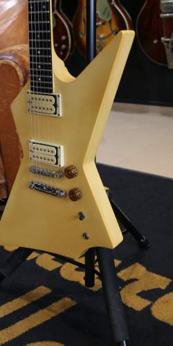 Gibson Explorer XPL Custom Shop Ivory de 1985