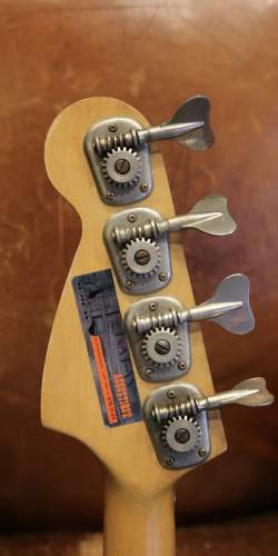 Fender Musicmaster Bass Daphne Blue de 1974