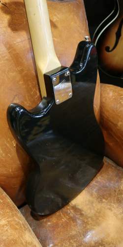 Fender Musicmaster Black de 1977