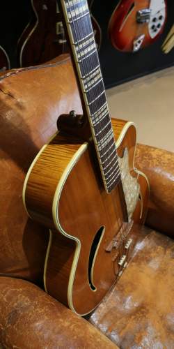 Hofner 462 Naturelle des 1960's