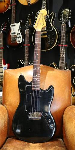 Fender Musicmaster Black de 1977