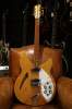 Rickenbacker 330 Mapleglo Naturelle de 1981
