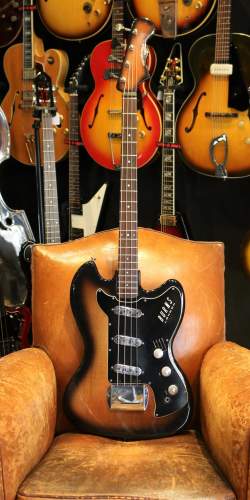 Burns Vista Sonic Bass Sunburst de 1962