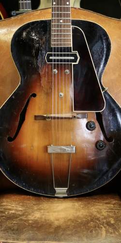 Gibson ES-150 "Charlie Christian" 1936