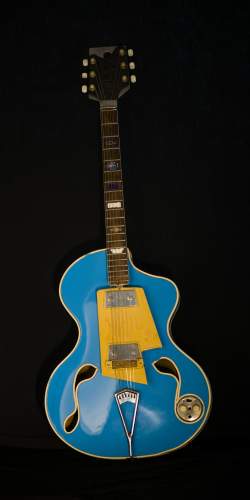 Collection de Wandre Guitares and Basses