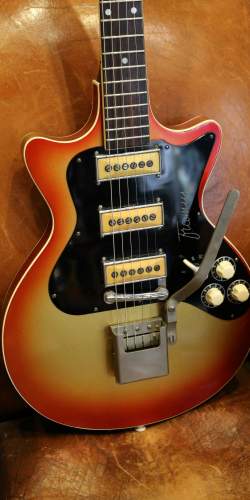 Framez Hollywood 3 Pickups Sparkleburst 1960's