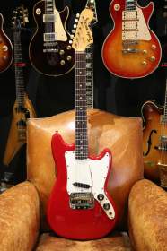 Fender Bronco Dakota Red de 1975