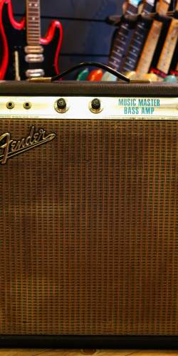Fender Musicmaster Bass Amp de 1972