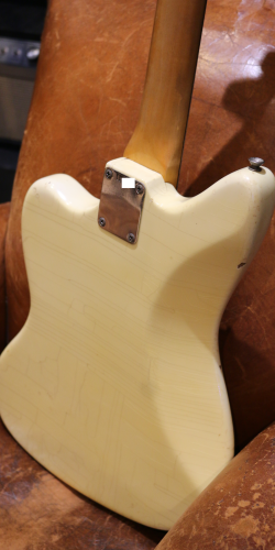 Fender Jaguar Série L Olympic White Matching Headstock de 1965