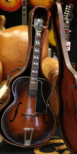 Gibson L7 Sunburst de 1947