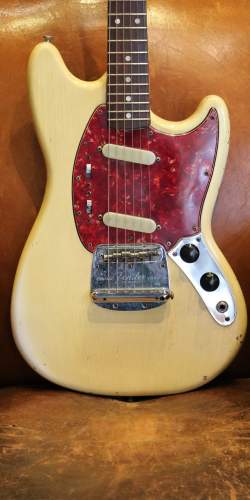 Fender Mustang Série L de 1964 Olympic White