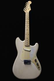 Fender Musicmaster Desert Sand de 1957