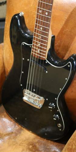 Fender Musicmaster Black de 1978