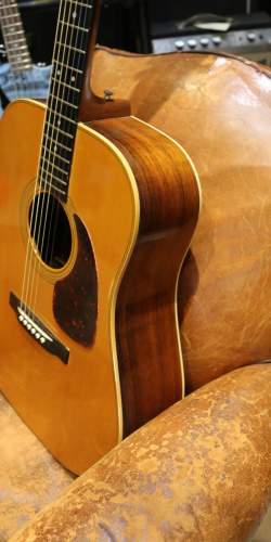 Martin D-28 Naturelle de 1957 (restaurée)