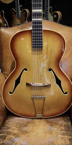 Jacobacci Nevada  Sunburst de 1957