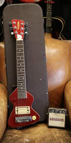 Hondo Chiquita Candy Apple Red + HardCase & Amp des 1980's