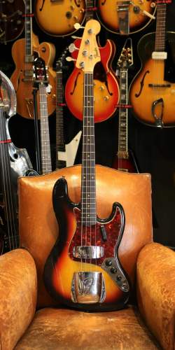 Fender Jazz Bass Sunburst de 1962