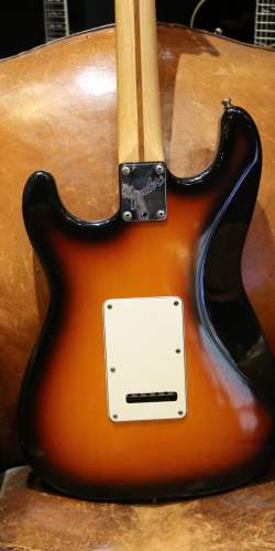 Fender Stratocaster American Standard Sunburst de 1999