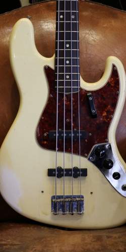 Fender Jazz Bass Olympic White (Matching Headstock) de 1965