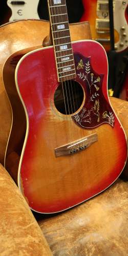 Gibson Hummingbird Cherryburst de 1978