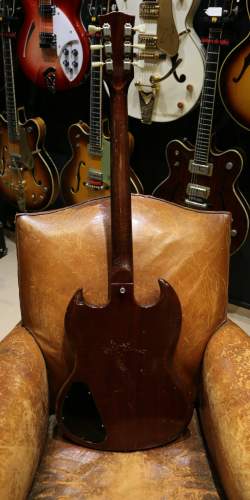 Gibson SG Standard "Large Guard Maestro" Vibrola Cherry de 1969