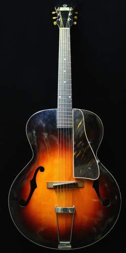 Recording King M2 Sunburst de 1940