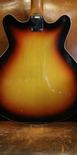 Fender Coronado I Bass Sunburst de 1968