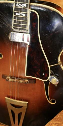 Gibson Super 400 Sunburst de 1949