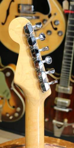 Squier Standard Stratocaster ST-362 Artic White (MIJ) de 1985