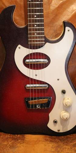 Silvertone 1457 Redburst de 1964