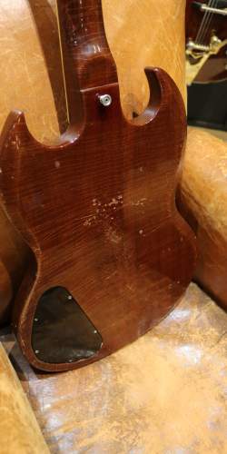 Gibson SG Standard "Large Guard Maestro" Vibrola Cherry de 1969