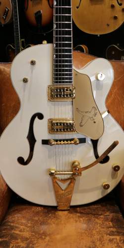 Gretsch G6136T White Falcon de 2009