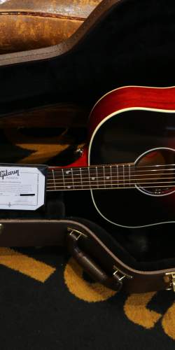 Gibson J-45 Slash Signature Vermillion Burst de 2020