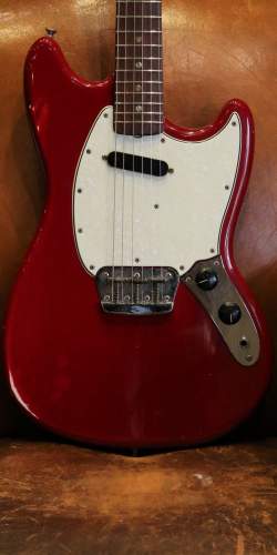 Fender Musicmaster II Red de 1966