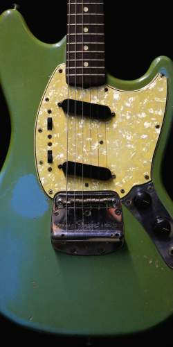 Fender Mustang Custom Color Daphne Blue de 1967