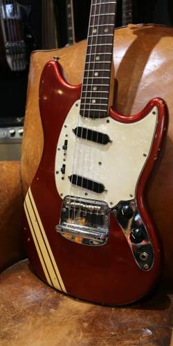 Fender Mustang Red Competition de 1973