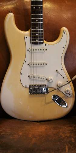Fender Stratocaster Olympic White de 1975