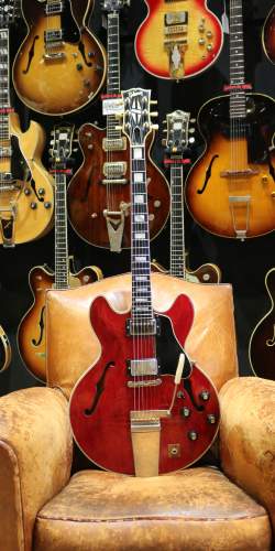Gibson ES 355 T en rare configuration mono originale ! Cherry red de 1966