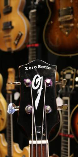 Basse Zerosette Cherry 1960's