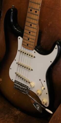Fender Stratocaster Sunburst de 1974