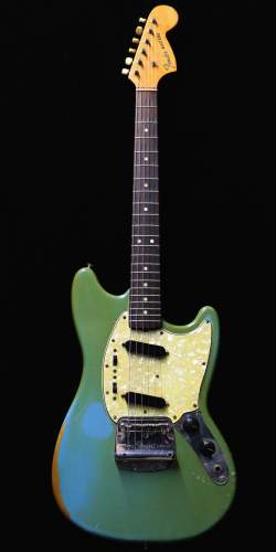 Fender Mustang Custom Color Daphne Blue de 1967