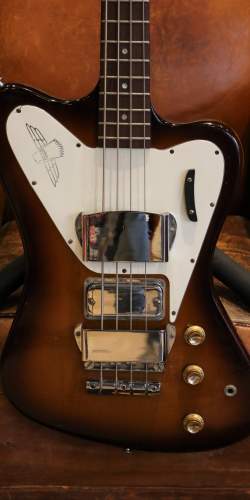 Gibson Thunderbird IV Non-Reverse Sunburst de 1967