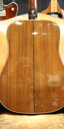 Gibson J-160E Sunburst de 1974