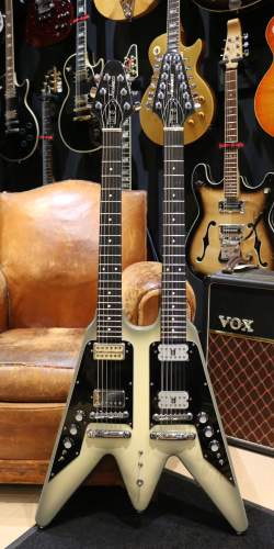 Jacobacci Flying V Double Manche Silverburst de 1981