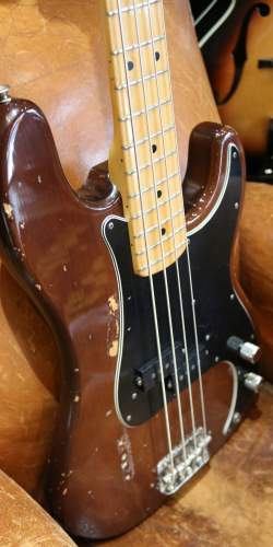 Fender Precision Bass Mocha Brown de 1976