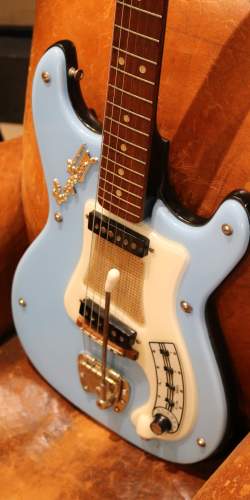 Hagstrom I Blue de 1966