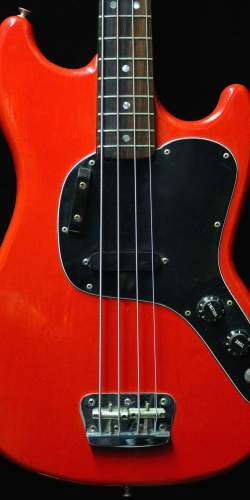 Fender Musicmaster Bass Ash Red de 1978