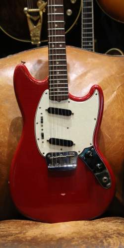 Fender Duo Sonic II Dakota Red de 1966