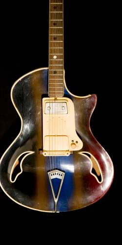 Collection de Wandre Guitares and Basses