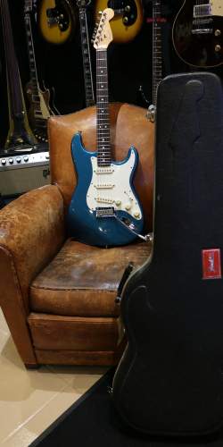 Fender Stratocaster Ocean Turquoise de 1998